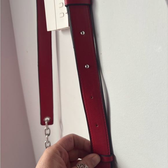 Parfois Red Purse Shoulder Bag EUC and adjustable strap geometric print - Picture 9 of 9